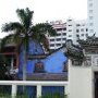 La "Maison bleue" en francais dans le texte