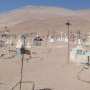 Cimetiere surrealiste en plein desert